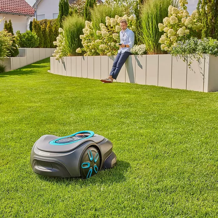 Gardena Mähroboter smart SILENO max 1.500m², Induktionsgestützte Navigation-Neu