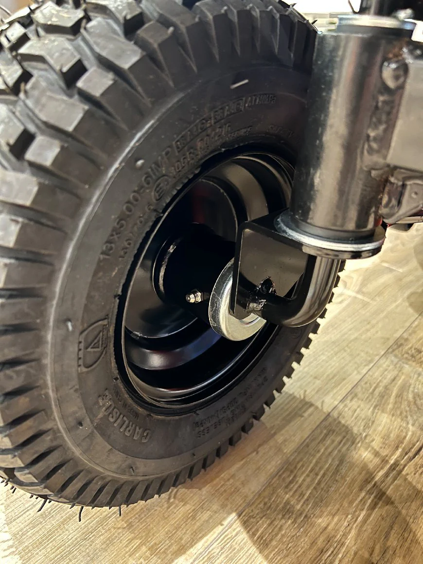 Toro Akku-Rasentraktor eS3000SD – Modell 2025-Neu